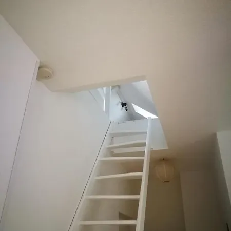 Apartman 45 M² Maisonette-wohnung In Uni-/hauptbahnhofnaehe *