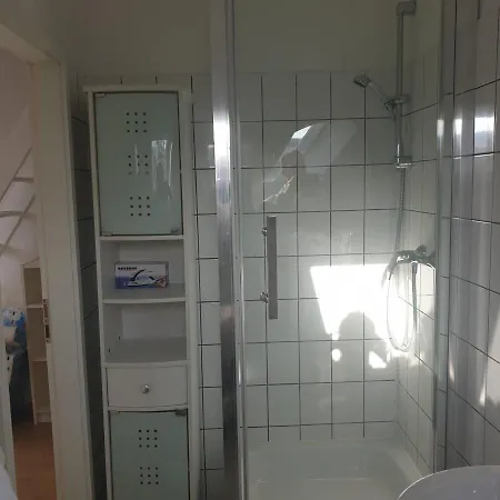 45 M² Maisonette-wohnung In Uni-/hauptbahnhofnaehe Apartman *